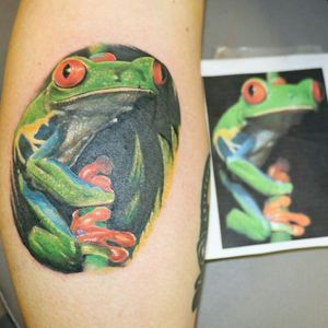 Frog tattoo#color #colortattoo #colortattoos #nashvilleinktattoo #nashvilletn #tattoo #armtattoo #forearmtattoo #therosetattoo  #tattooartist #tattooart #tattooshop #thebesttattooartists #realistic #photorealistic #photorealism #hyperealism #hyperrealism #frog #frogtattoo