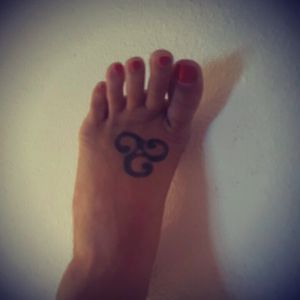 #feet #djkarminamilojevic #symbol #inkedgirl