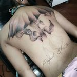 In progress... #tattoo #tattoodf #tattoo2me #tguest #myworldofink #tatuagemideal #blackwork #artwork #tattoofeminina #jellyfish #medusa #bodysuit #donlethalirons #rafaelfreitasink