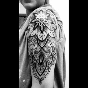 Have to credit my tattoo artist Heather Alvin from Lady Luck Tattoo in Phoenix. I love the tattoo she has given me. Can't wait to finish this ❤ #Mandala