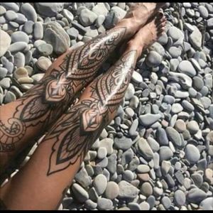Very beautiful leg tattoo 🚶💋 #legtattoo #bothlegs #ethnictattoo