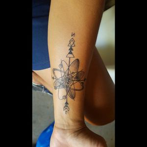First tattoo by Lyrin Bailey 😎 @darkhorsebailey  #atom #compass