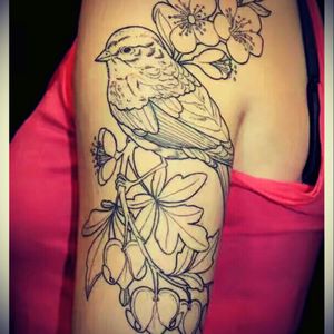 Except I would change that bird to a mourning dove and the flowers would be peonies and/or roses 💟 #blackandgrey #megandreamtattoo