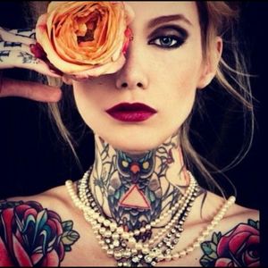 #woman #tattooedwoman #girlsheads #sobeautiful