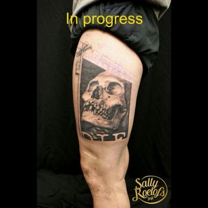 In progress trash leg sleeve skull. Such an amazing project!