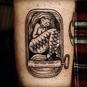 I want a mermaid on this style but on a botle ♡ #megandreamtattoo