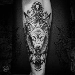By #ikaatattoo #wolfspirit #blackwork #wolf #linework #wolf