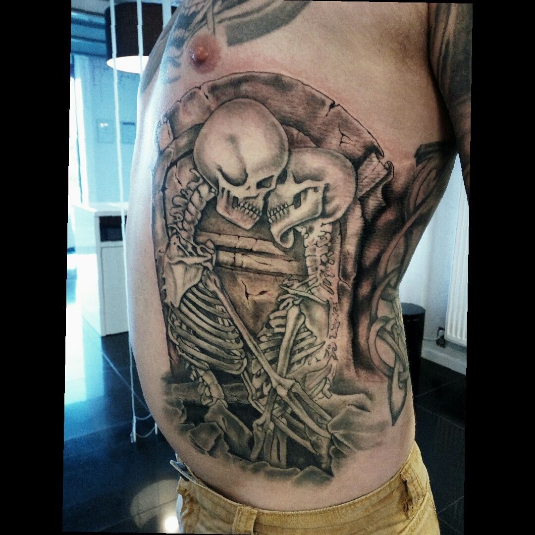 25 Awesome Skeleton Tattoos Design Press