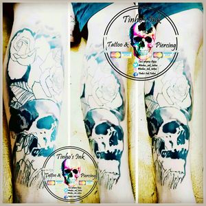 Skull and roses in progress , I Love skull #tattooink #tattoolove #tattooskin #arttattoo