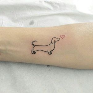 By #tattoosdelicadas #dog #heart #linework #cutetattoos #tinytattoo