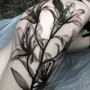 So beautiful! Fits the body so perfectly #megandreamtattoo