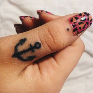 #ancla #tattoo #Artist #nail