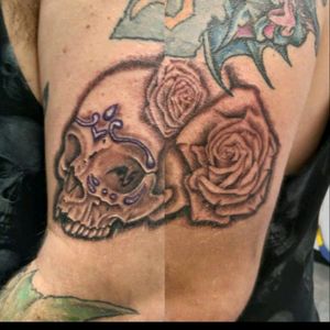 Thanks for looking, liking and supporting! #realism #sugarskull #rose #rosetattoo #skull #skulltattoo #tattedup #inkedup #madeindetroit #tattoos #tattoo #tat #ink #inked #tattooed #tattooist #art #design #instaart #instagood #photooftheday #tatted #instatattoo #bodyart #tatts #tats #amazingink