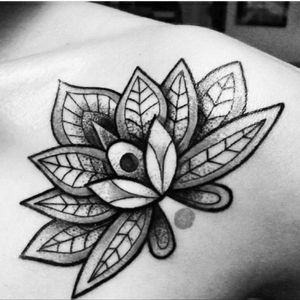 #mandalatattoo #lotus #blackworktattoo #blaxkworkmandala #dots #tattoedgirls by BombayFloor @ lodotattoo_italy
