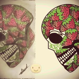 Its made for me!!! And i love It In honor of my relation with my mom, she loves strawberrys, and i love skulls #megandreamtattoo