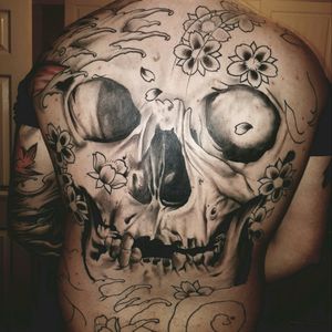 Back piece in progress by Aaron Mitchell of the tattoo lounge in derry #skull #japenese