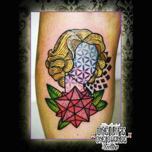 Dotwork and new school piece tattooed by @KatoMacabre#dotwork #dotworktattoo #dotworktattoos #ColorDotworkTattoos #pointillism #pointillismtattoo #stipple #stippletattoo  #neotraditional  #abstract #abstracttattoo #AbstractTattoos #flower #colorful #geometry #geometric #colordotwork #ColorDotworkTattoos  #floweroflife