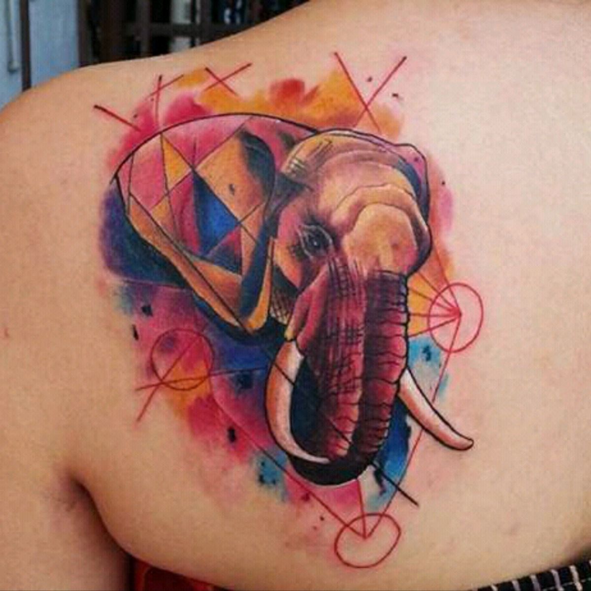 Морда слона тату цветное