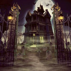 I'd love a haunted house themed tattoo! I'm thinking on my thigh. 😍😍 #megandreamtattoo