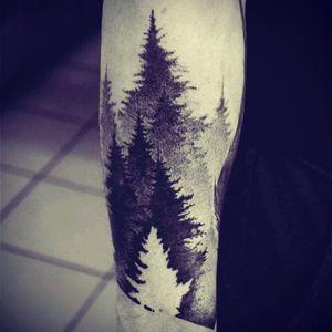 I love this!! #forest #shade #dotwork #megan_massacre #megandreamtattoo