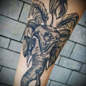 #tattoolove #elephant #elephantattoo #tattooazubi #inked #myazubiwork