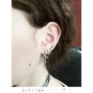Tragus Piercing instagram.com/karincatattoo #tragus #piercing #piercings #piercingaddict #piercinglove
