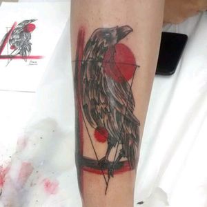 Corvo Artista: Amanda Barroso OCA Tattoo - Valinhos/SP #OcaTattoo #crow #trashart #redandblack