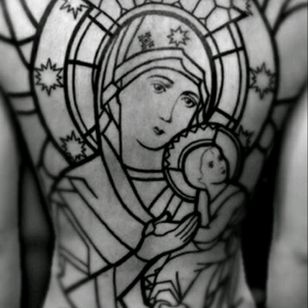 #glass #stainedglass #religious #mothermary Full back stained glass window tattoo. Awesome.