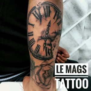 I had a lot of fun doing this one. I'll get my own clock tattoo one day. #LeMagsTattoo #LordTigerTattooStudio #ClockTattoo #bngink #bng #blackadgrey #blackadgreyrealism #clocks #rosa #rose #rosetattoo