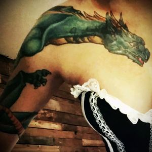 My dragon #dragon #collarboneShoulderandarm #dragonwrappingmyarm #halfsleeveinprogress #halfsleevegirl
