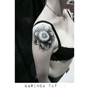 Black Sunflowerinstagram.com/karincatattoo #sunflower #shouldertattoo #girltattoo #tattooedgirl #blacktattoo