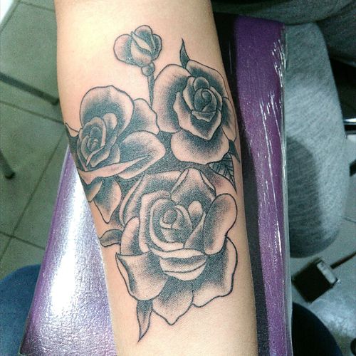 Roses black and gray
