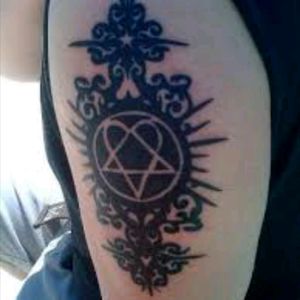 HIM is a great band but the real reason why I've wanted a the heartagram tattoo is because of the great Bam Margera #megaandreamtattoo
