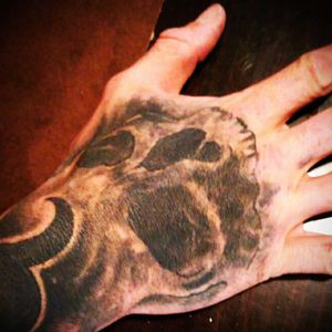 Cover up hand piece ghost skull