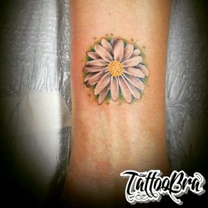 ...Margarita#flower #flowerstattoo #tattoogirl #tattooed #tattooer #ink #inked #inktattoo #inkismylife #solidink #electricink #starbrite #dascustomstattoomachines #dinamic #blackandwhite #blackandgray #tattooberazategui #TattooBraStudio #berazategui #bsas #argentina