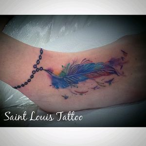 #saintlouistattoo #saintlouis #luistattoo69 #inked #ink #tattoolife #tattooed #tattooedgirls #love #feathertattoo #aquarela #watercolor