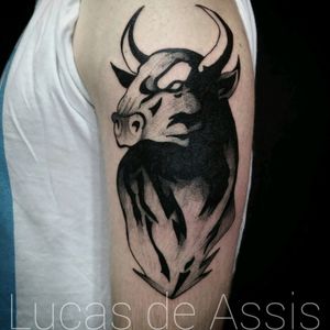 😈Dark bull😈#tattoo #tatuagem #tatuaje #portoalegre #blackwork #bull #dark #tatoodo #ink #bodyart