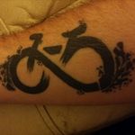 Mountainbike infinity tattoo by Pozan from the guilded cage, Brighton. #bike #bicycle #infinity #mountainbike