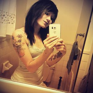 💚💚💚 today #suicidegirl #tattooedbabes #sceneteen #scene #emo #emogirl #goth #teengirl #mommy #taken #scenegirl #alternative #alternativegirl #tattoos #makeup #followme