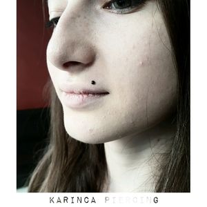 Lip Piercing instagram.com/karincatattoo #piercing #lippiercing #piercings #piercingstudio #pierced #piercingaddict