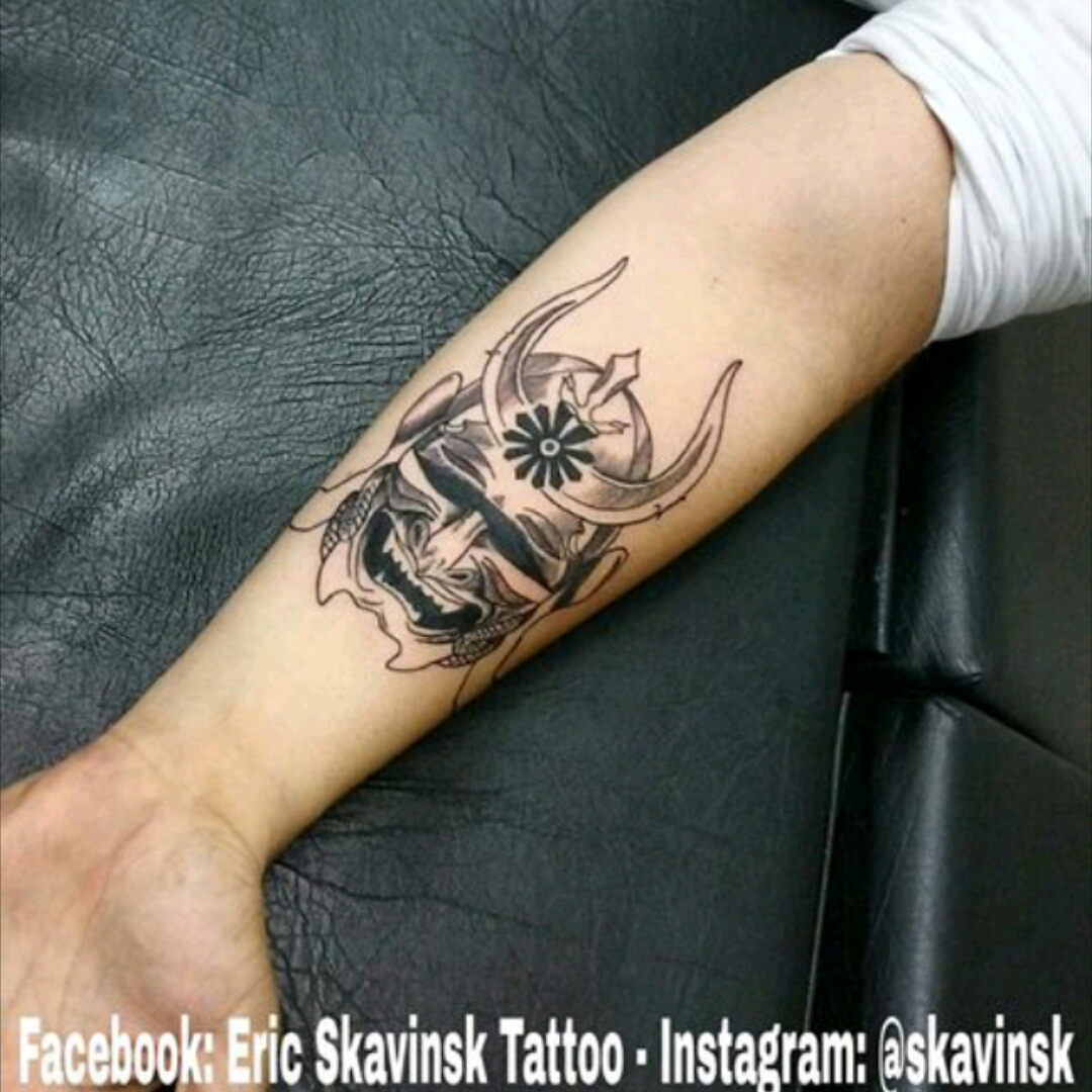 Tattoo uploaded by Eric Skavinsk • Tatuagem realizada através da