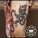 Primeira tentativa de Black and Gray, dicas são bem vindas. 1 ano tatuando. #blackandgay #tattoo #Tattoodo #krakentattoo #seatattoo #tattooart_work #tattooartist