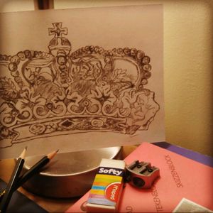 Crown for my sketch book... 😜