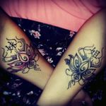 Mine is the left one, my sister's is the right one.Our bond is so strong that we even made it stronger with a lotusflower tattoo and chinese signs for little and big sister#lotus #lotusflower #chinese #sistattoos #sisters #color #black