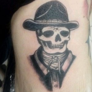 Tatuaje realizado por Carlos bastarrica un buen trabajo en #blackandgray