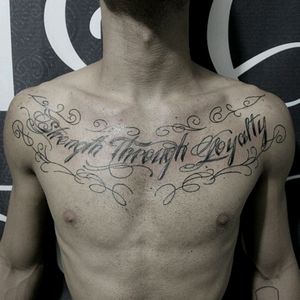 Porquê só tatuador não basta, sua pele merece um artista! Whatsap 98056-0566#Artfusion #Sinedtattoo #Tattoododia #Brasiltattoo #Tattoonovaiguaçu #Stuckism #Letters#Strengththroughloyalty #Sóaquisuapeleevip Não seja simplesmente tatuado, seja SÍNED!