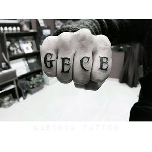 "Gece"instagram.com/karincatattoo #fingertattoo #handtattoo ##smalltattoo #minimaltattoo #littletattoo