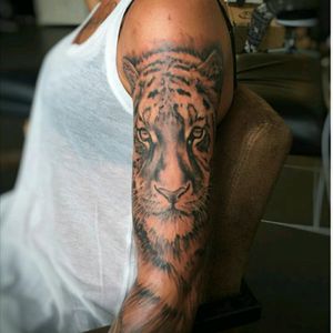 #tiger #realistic #arm #blackandwithe