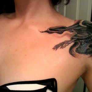 Dementor from Harry Potter in a nice shoulder piece #harrypotter #Dementor #DementorTattoo #deathlyhallows #always