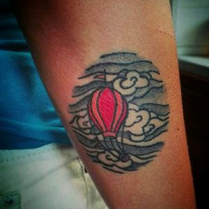 Hot-air balloon. Bel tempo si spera. #hotairballon #tattoo_artwork #inked #TattooWork #tattooink #artattoo